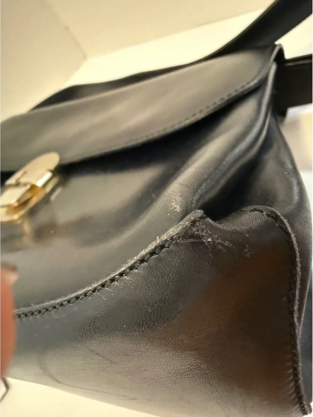 Fontana black leather shoulder bag